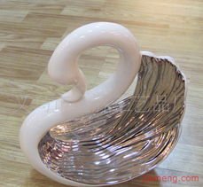 義烏市金豚工藝品廠 時(shí)尚飾品加盟連鎖火熱招商，共創(chuàng)財(cái)富未來